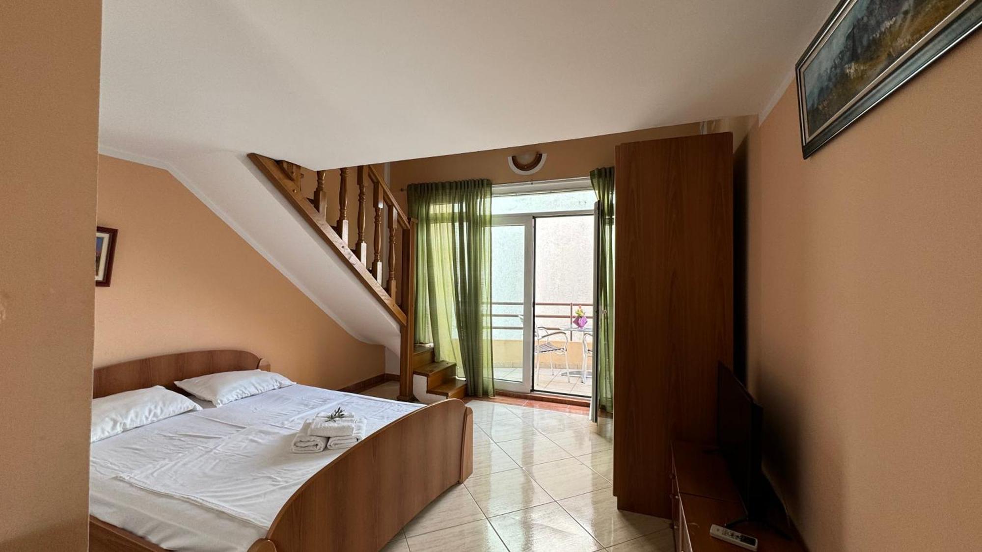 Sea La Vie Apartments 乌尔齐尼 外观 照片